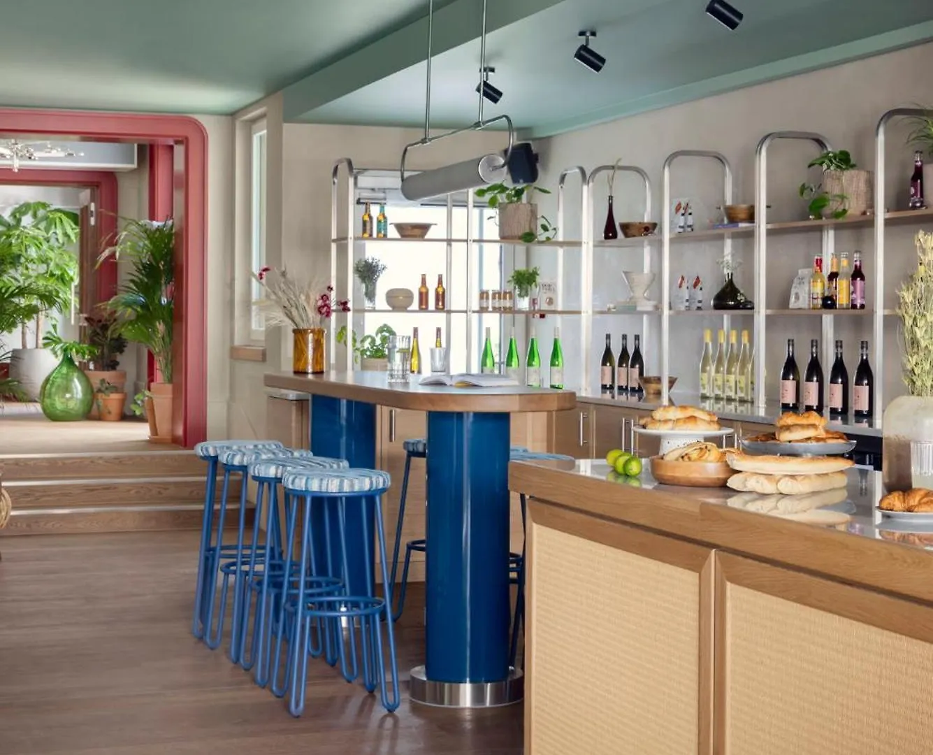 Schwan Locke Hotel Munich